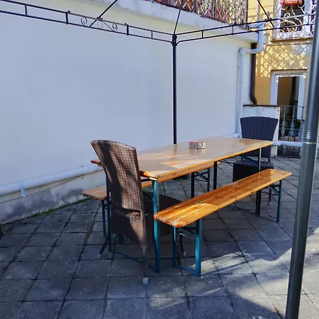 Doge Adorno- Davanti All'acquario - Grande Terrazza Privata - Palazzo Nobiliare Storico Appartement Genua