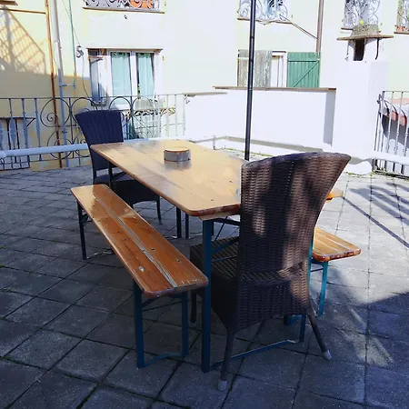 Doge Adorno- Davanti All'acquario - Grande Terrazza Privata - Palazzo Nobiliare Storico Lägenhet